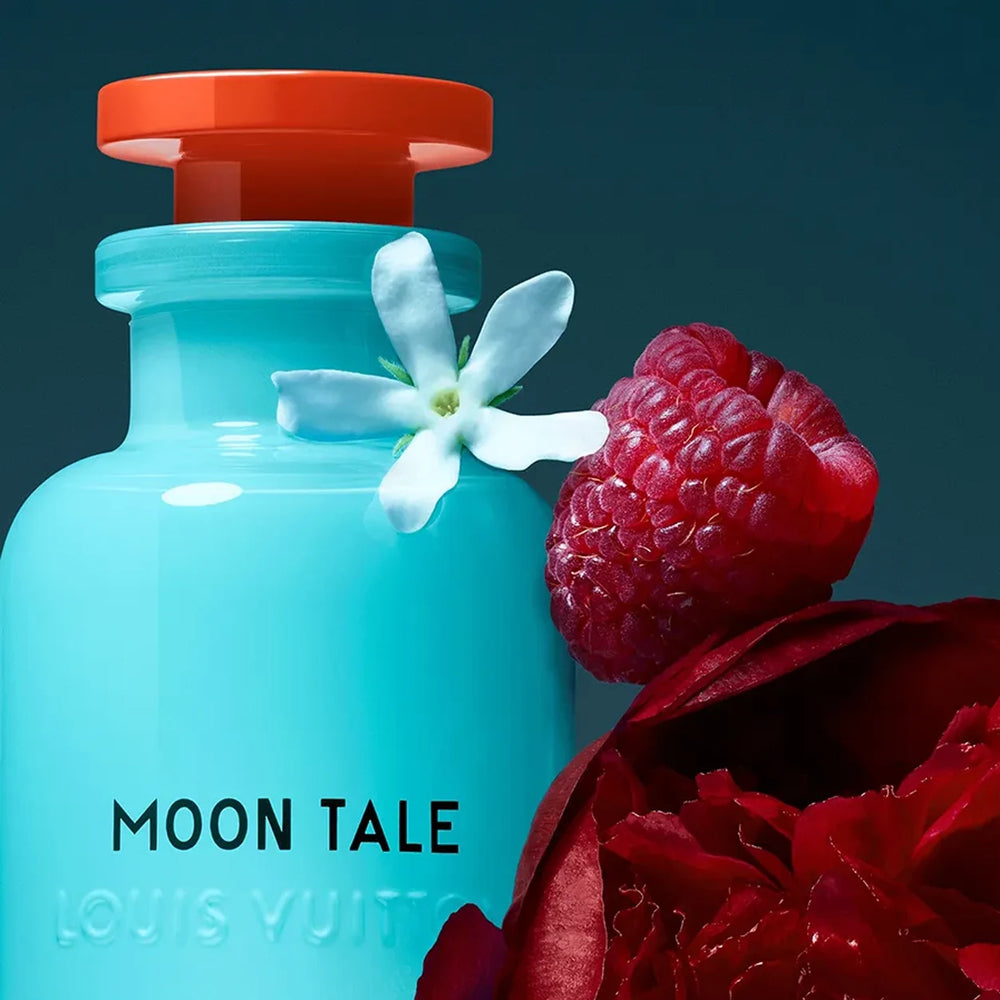 Moon Tale with raspberry and peony